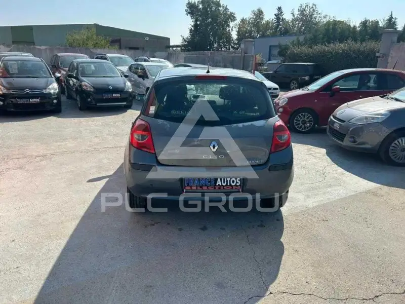 2006 Renault Clio