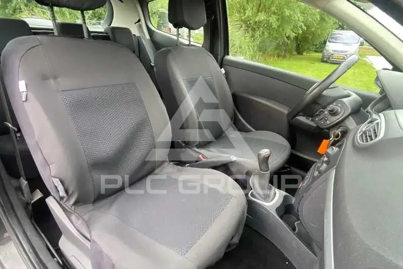 2006 Renault Clio
