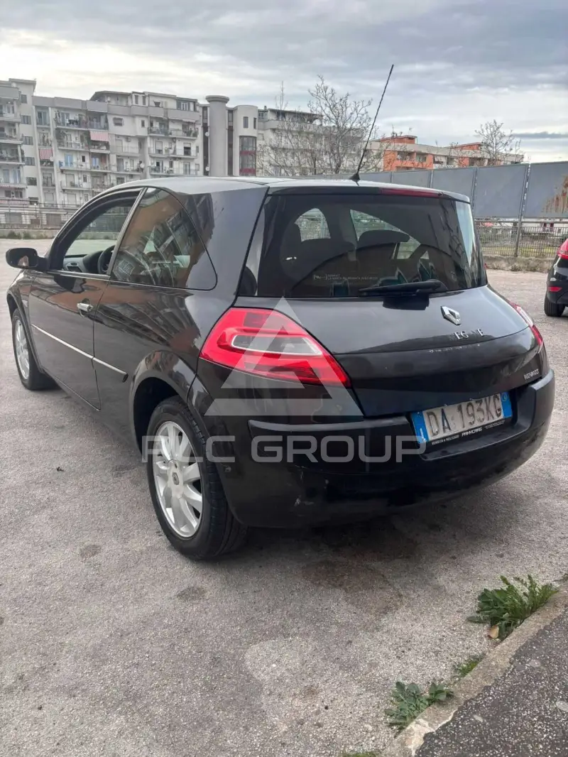 2006 Renault Megane