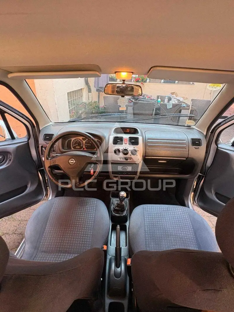2006 Opel AGILA