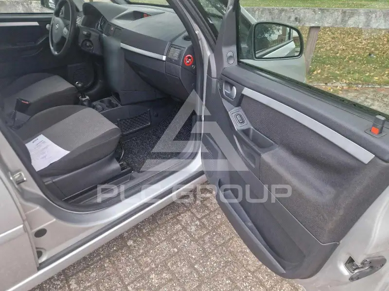 2006 Opel MERIVA