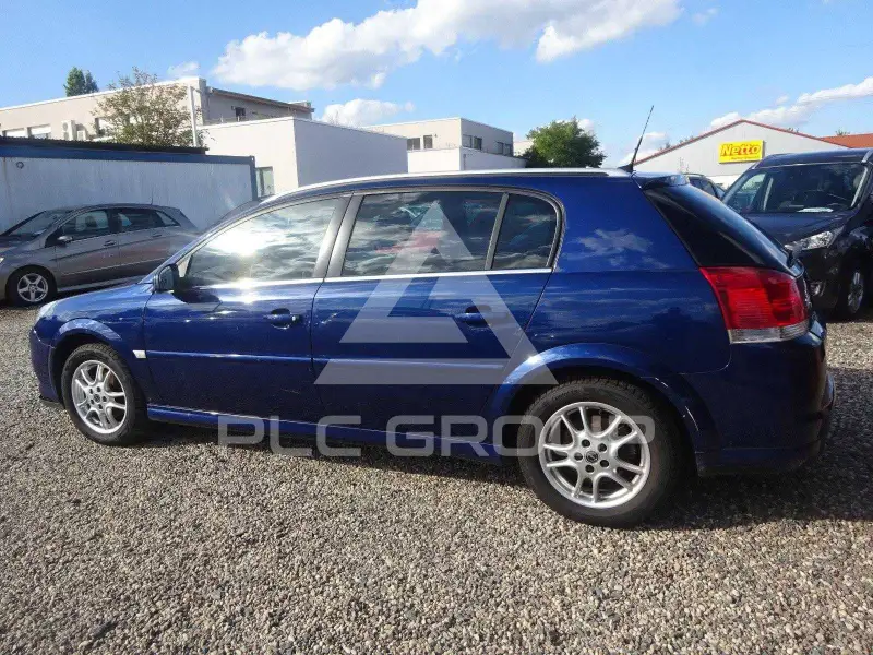 2006 Opel Signum