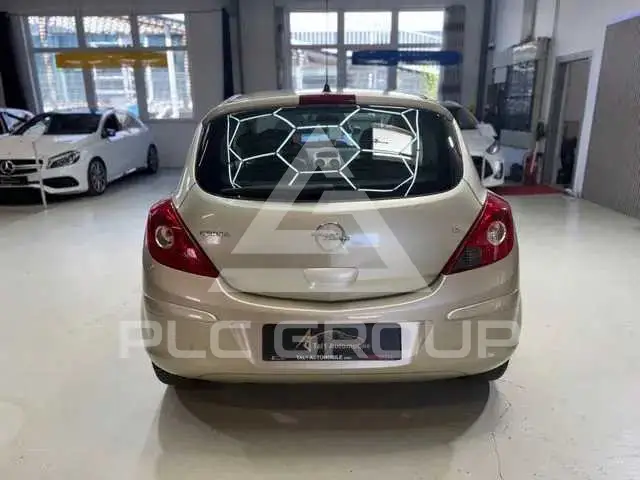 2006 Opel Corsa