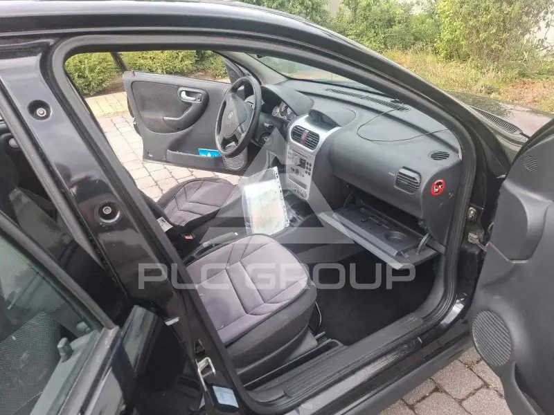2006 Opel Corsa