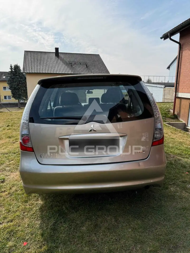 2007 Mitsubishi Grandis