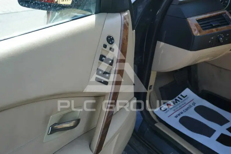 2007 BMW 523