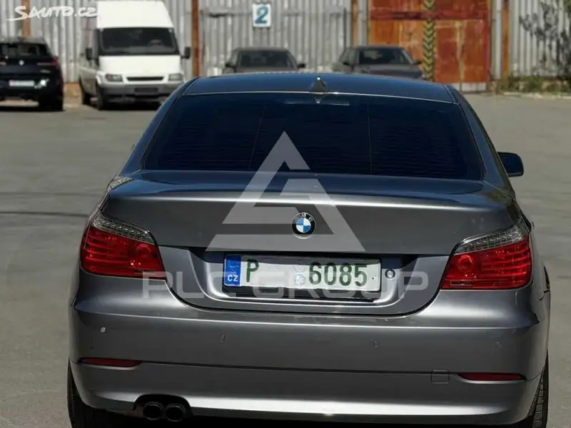 2007 BMW 523