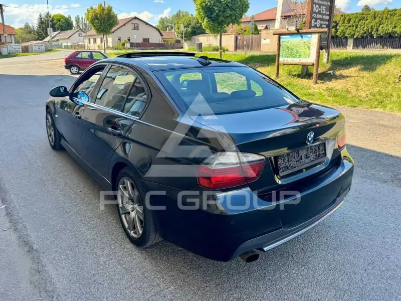 2007 BMW 330
