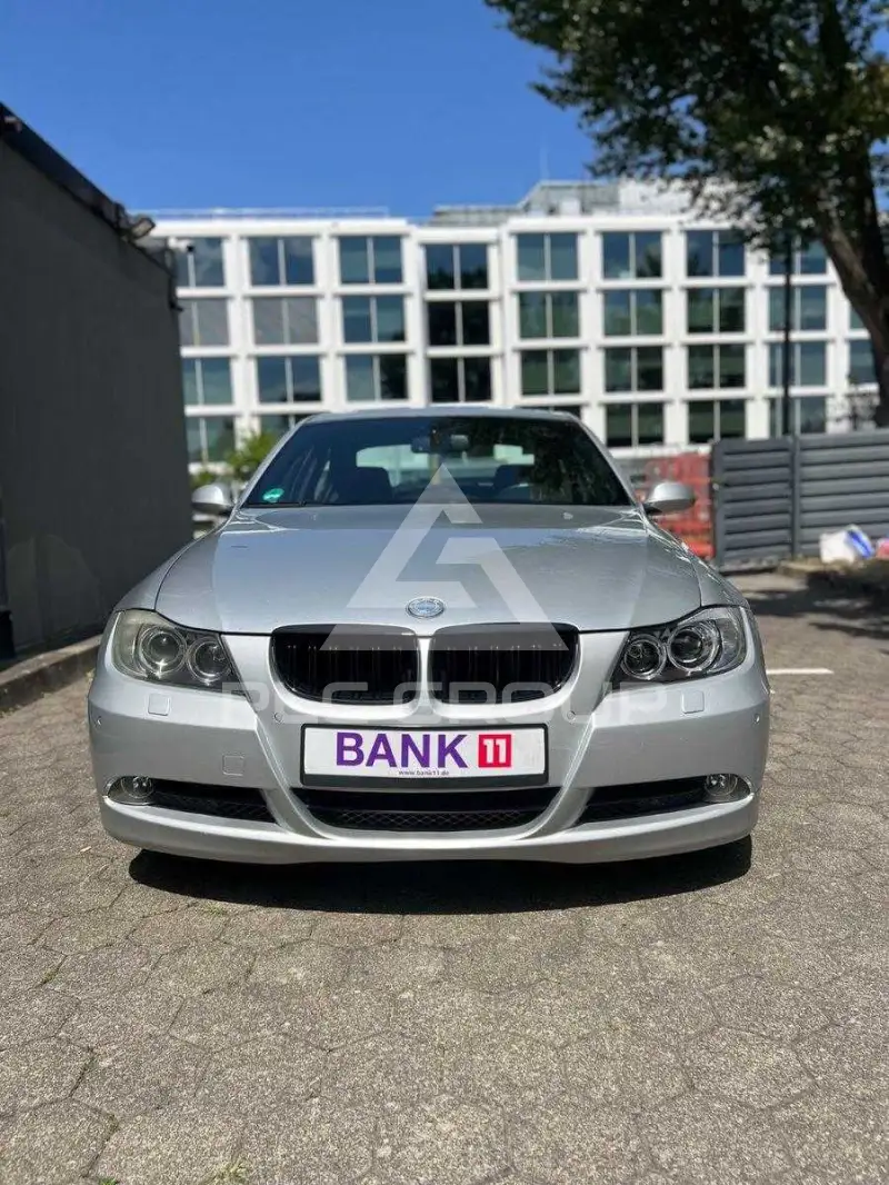 2007 BMW 330