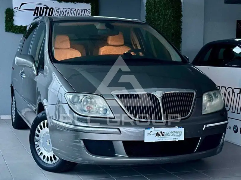 2007 Lancia Phedra