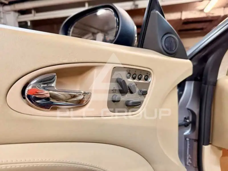 2007 Jaguar XKR