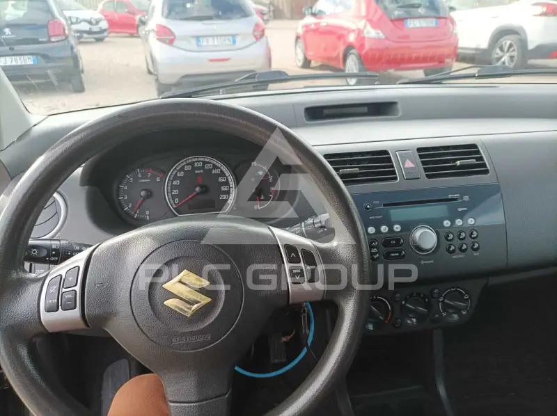 2007 Suzuki SWIFT