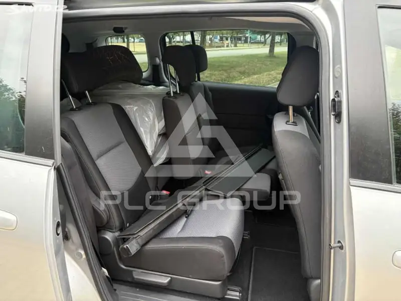 2007 Mazda 5