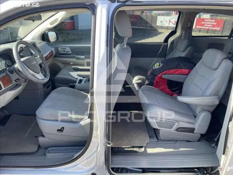 2007 Chrysler TOWN & COUNTRY