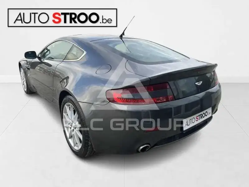 2007 Aston Martin V8