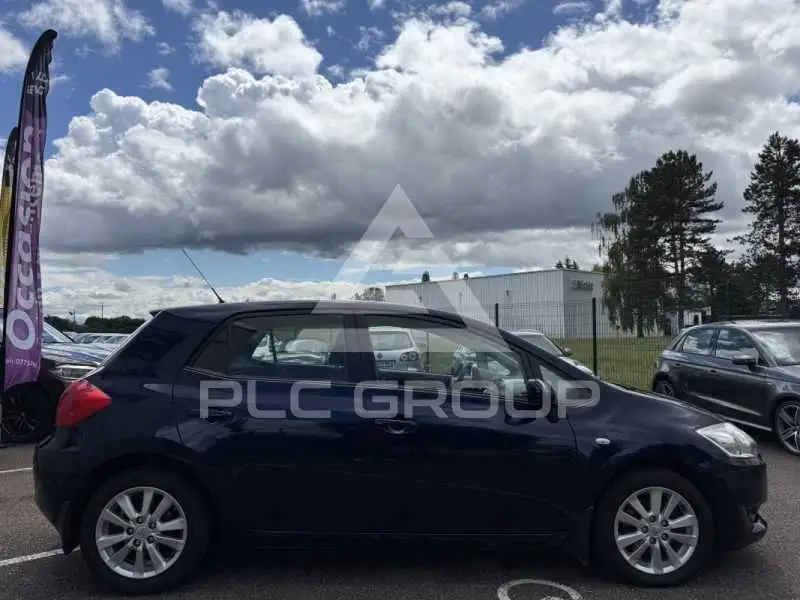 2007 Toyota AURIS