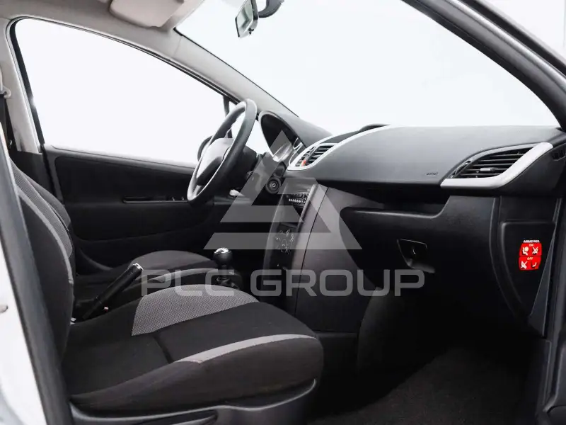 2007 Peugeot 207
