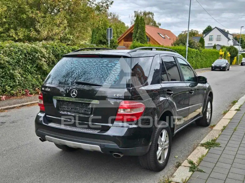 2007 Mercedes Benz 320