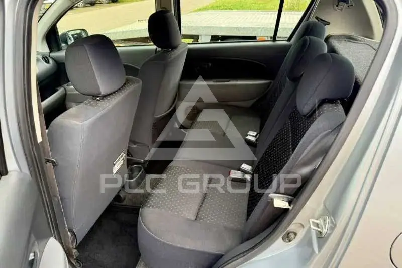 2007 Daihatsu Sirion