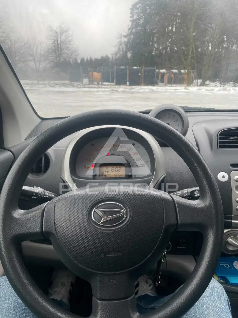 2007 Daihatsu Sirion