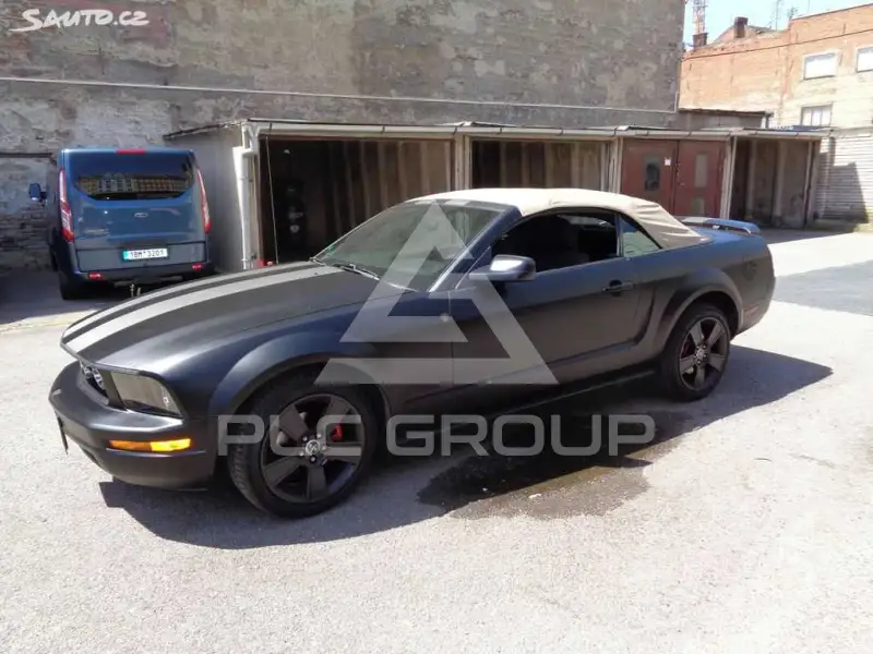 2007 Ford MUSTANG