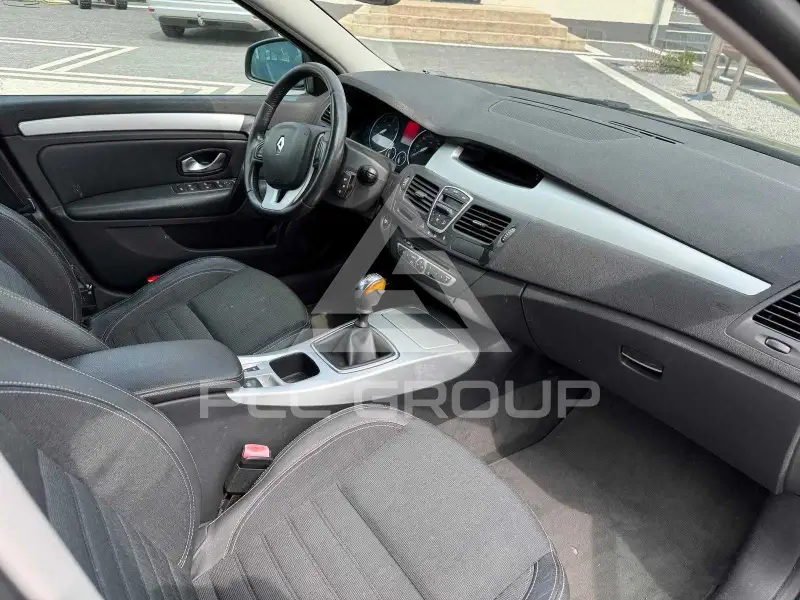 2007 Renault Laguna