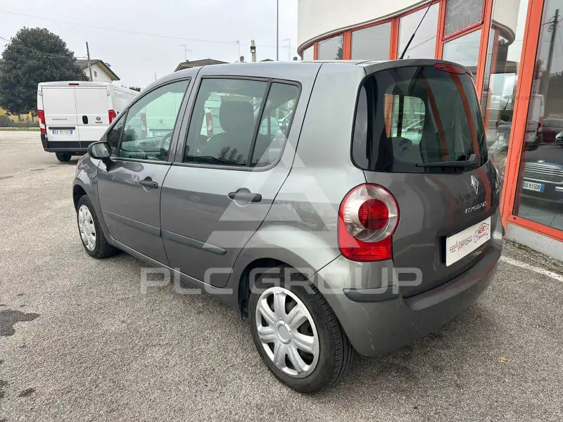 2007 Renault Modus