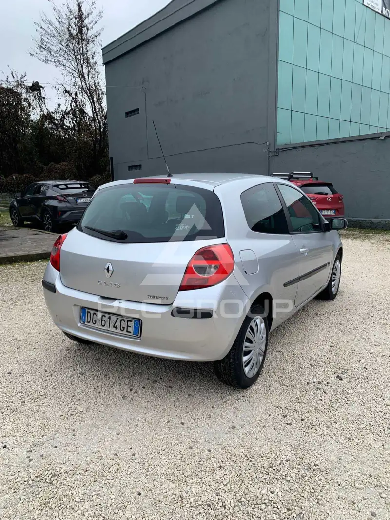 2007 Renault Clio