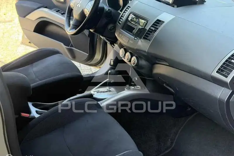 2008 Mitsubishi OUTLANDER
