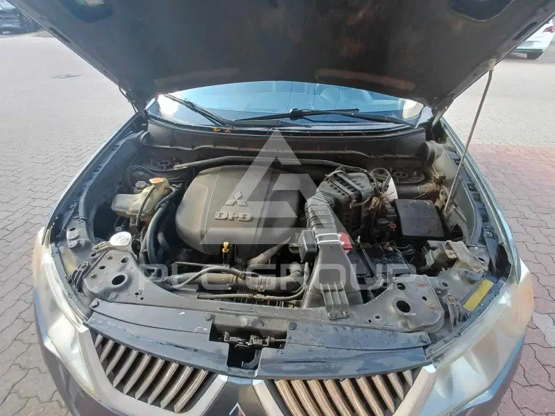 2008 Mitsubishi OUTLANDER