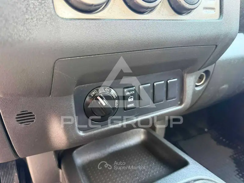 2008 Nissan Navara