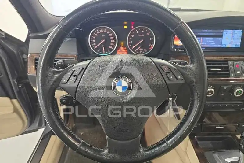2008 BMW 523