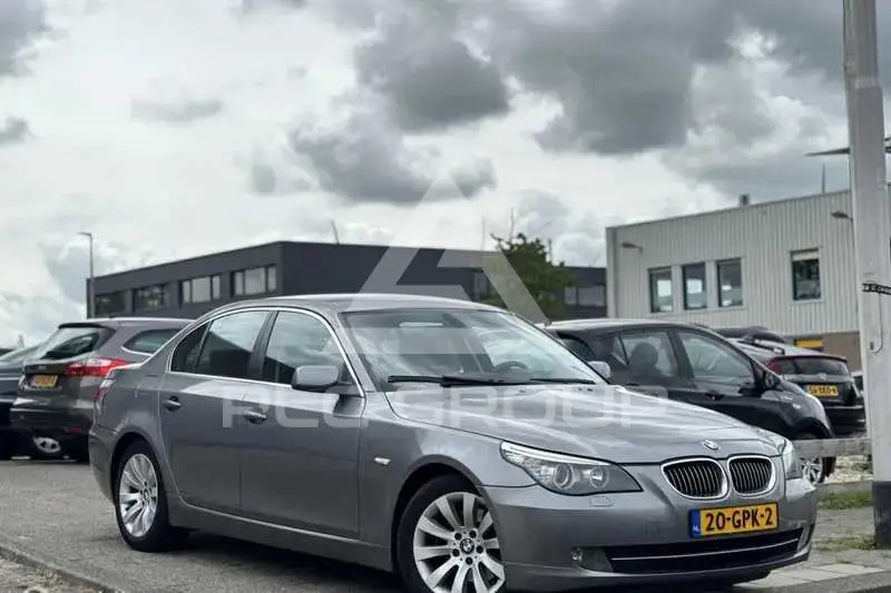 2008 BMW 523