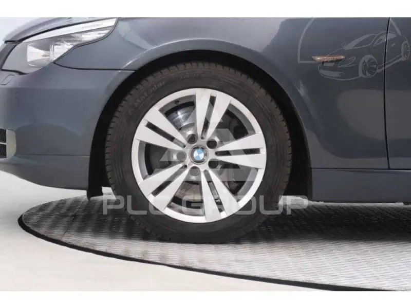 2008 BMW 523