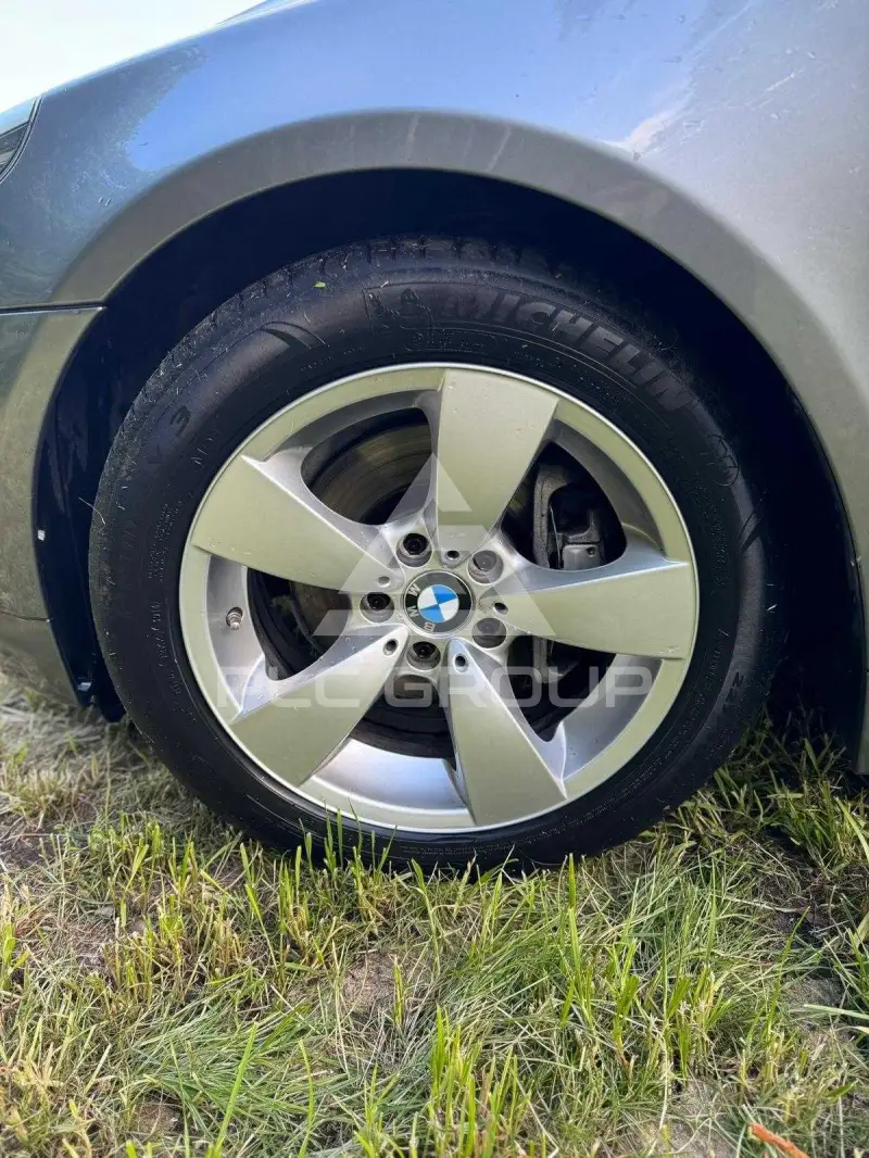 2008 BMW 523