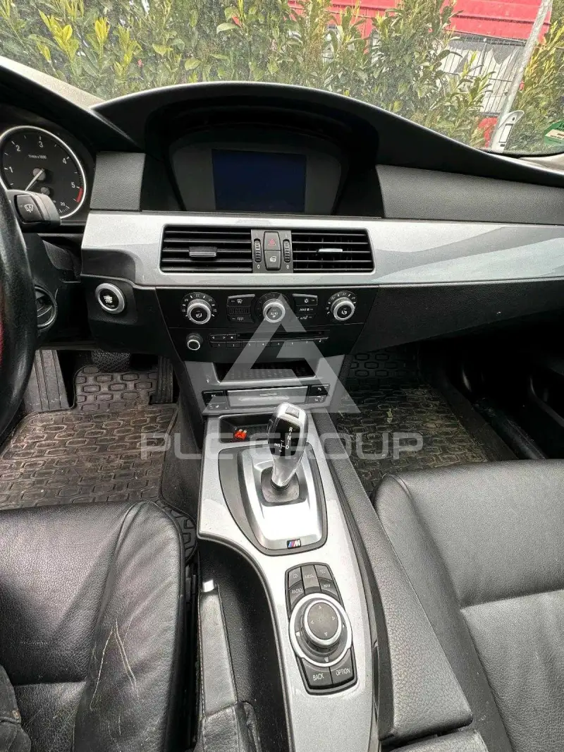 2008 BMW 523