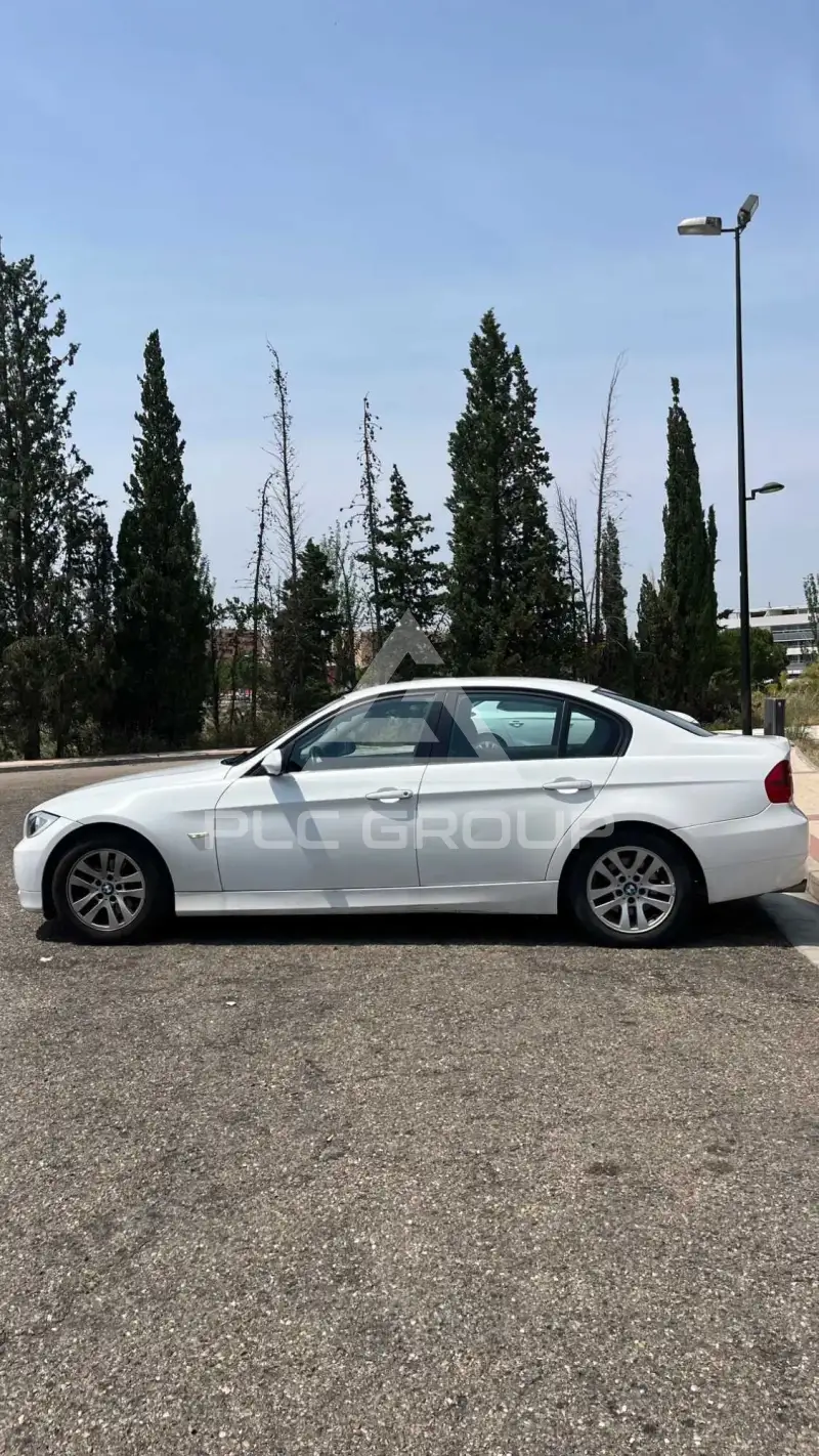 2008 BMW 330