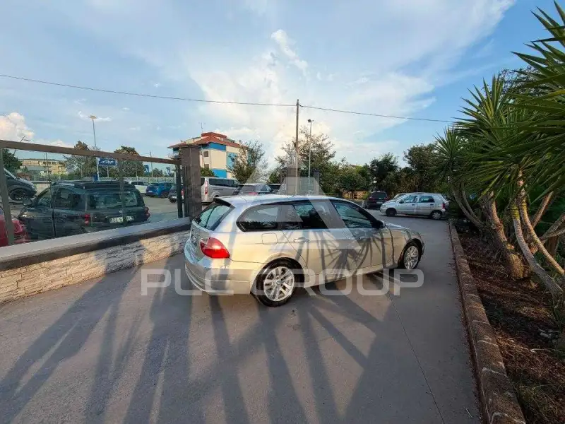 2008 BMW 330