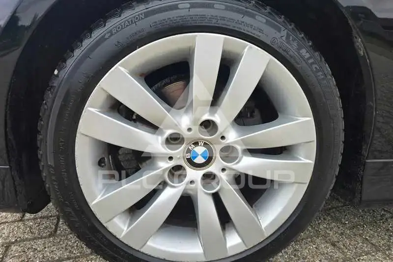 2008 BMW 330