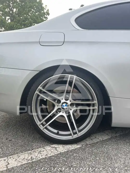 2008 BMW 330