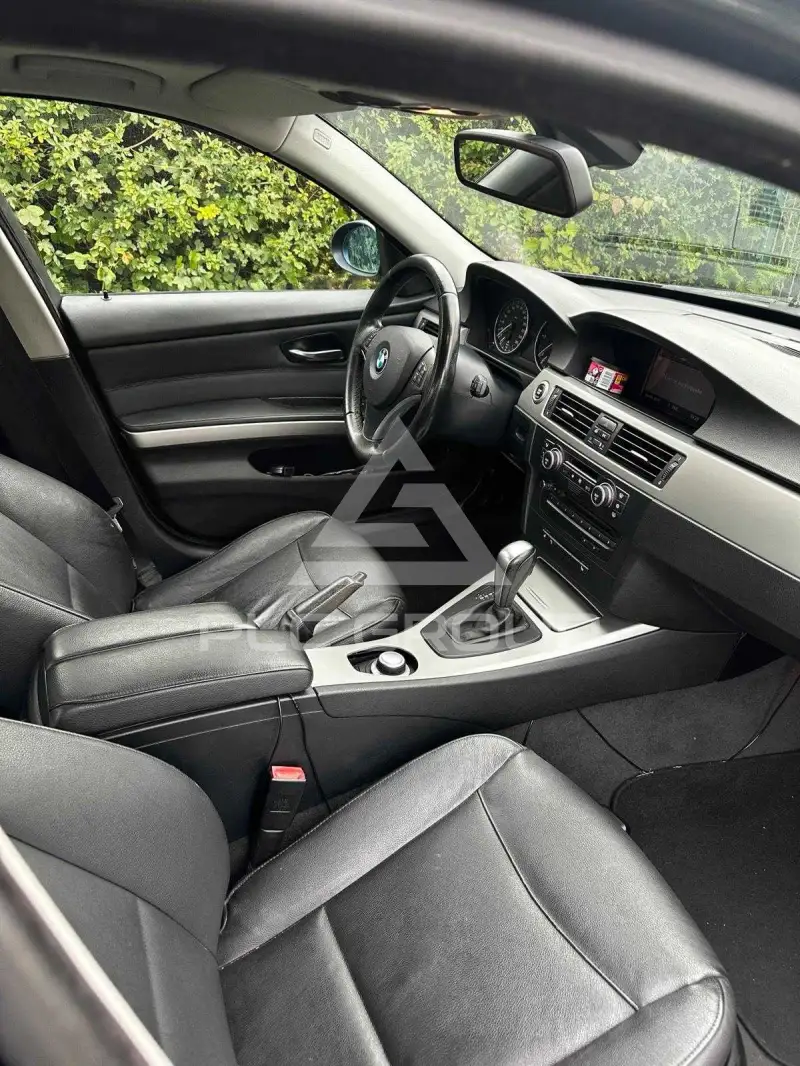 2008 BMW 330