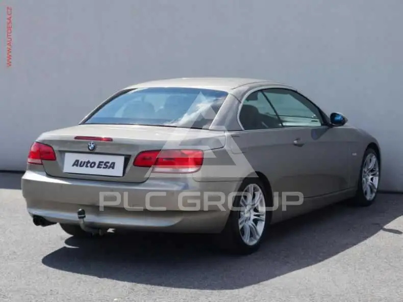 2008 BMW 330