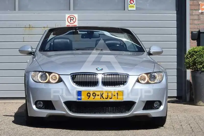 2008 BMW 330