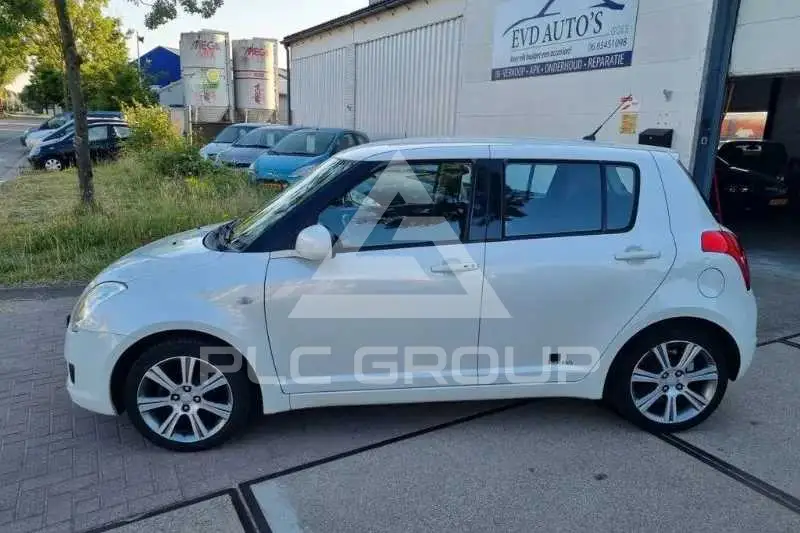 2008 Suzuki SWIFT