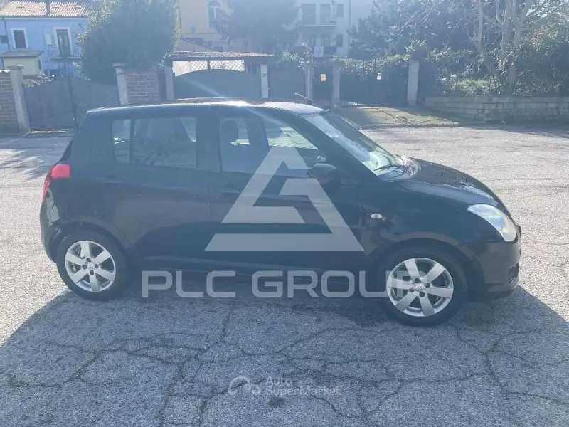 2008 Suzuki SWIFT