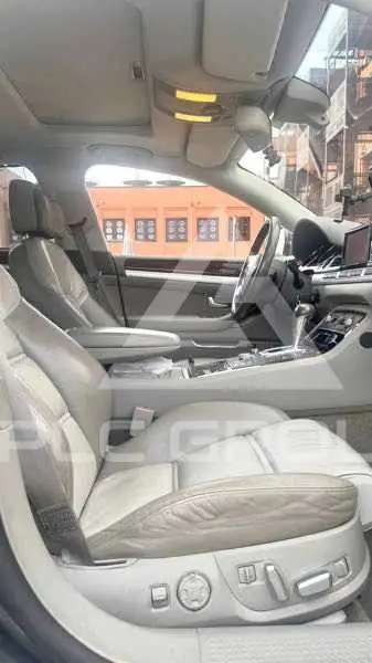 2008 Audi A8