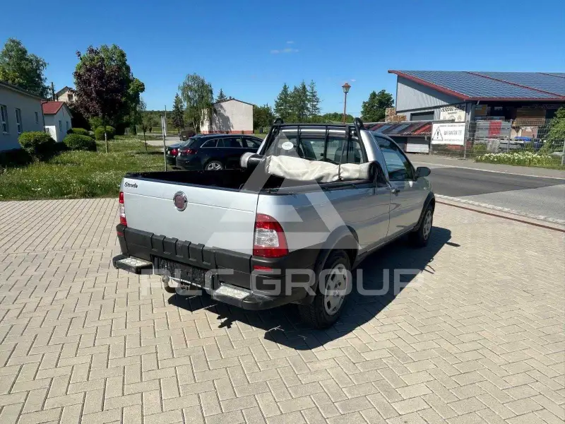 2008 Fiat Strada