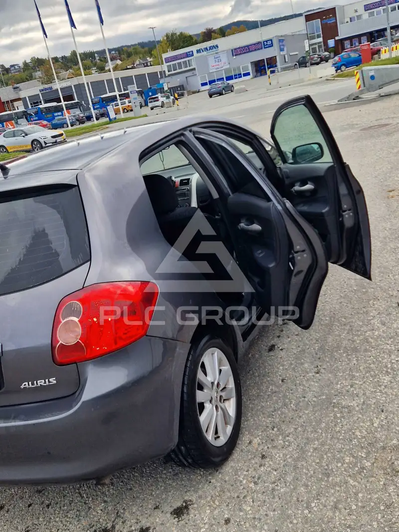 2008 Toyota AURIS