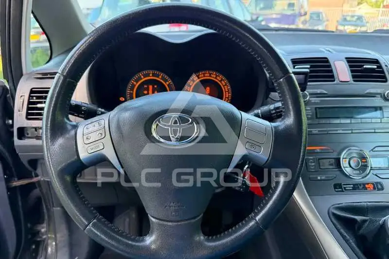 2008 Toyota AURIS