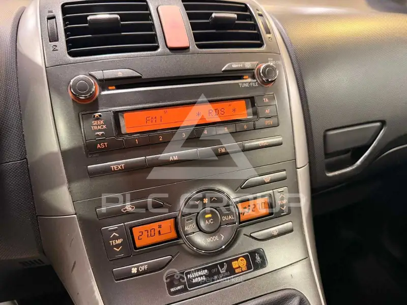 2008 Toyota AURIS